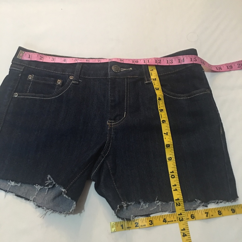 Skull Jean Short. - Picture 6 of 7